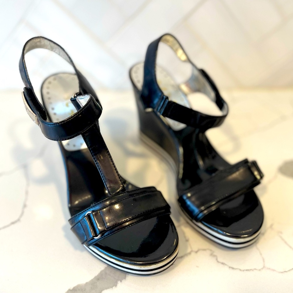 BCBG wedge sandal